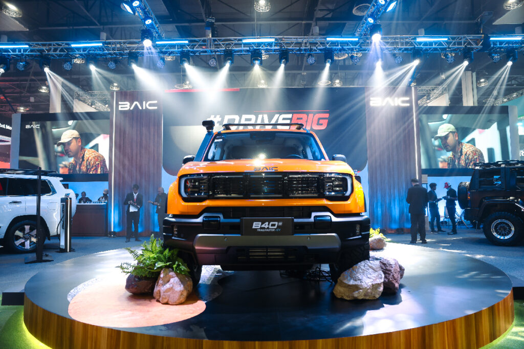 BAIC DEBUTS B40e PHEV AT PIMS